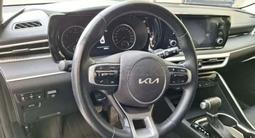 Kia K5 2023 года за 14 000 000 тг. в Актау – фото 4