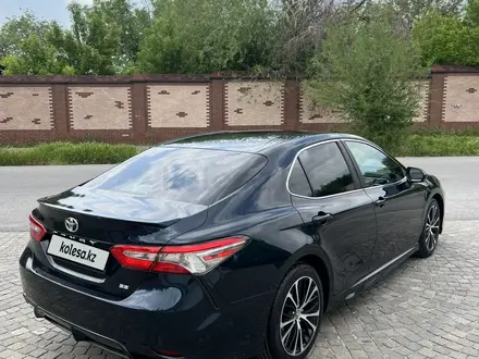 Toyota Camry 2017 года за 11 500 000 тг. в Шымкент – фото 6