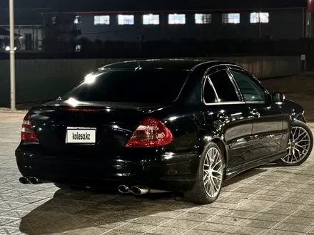 Mercedes-Benz E 320 2004 года за 5 000 000 тг. в Атырау – фото 5