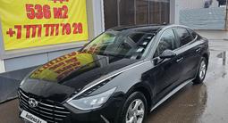 Hyundai Sonata 2021 года за 9 100 000 тг. в Астана – фото 2