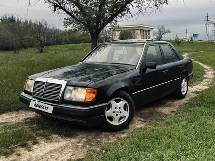 Mercedes-Benz E 260 1990 года за 2 000 000 тг. в Алматы – фото 2