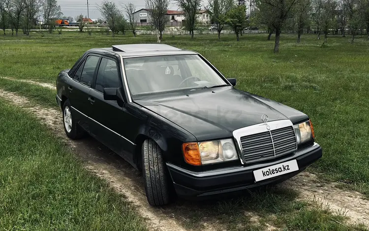 Mercedes-Benz E 260 1990 года за 2 150 000 тг. в Алматы