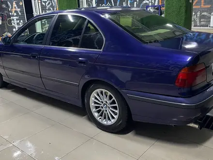 BMW 523 1996 года за 1 600 000 тг. в Тараз – фото 5