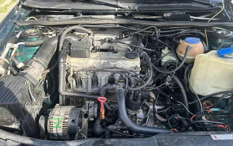 Volkswagen Passat 1995 года за 2 200 000 тг. в Семей