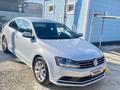 Volkswagen Jetta 2017 года за 4 500 000 тг. в Атырау – фото 2