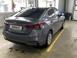 Hyundai Accent 2019 года за 7 600 000 тг. в Уральск – фото 2