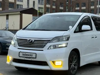 Тойота Vellfire, 2010