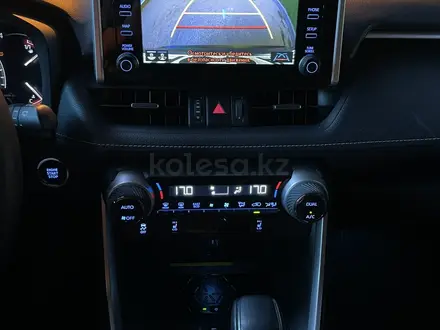 Toyota RAV4 2019 года за 11 550 000 тг. в Алматы – фото 6