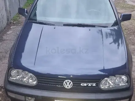 Volkswagen Golf 1996 года за 2 000 000 тг. в Алматы – фото 2