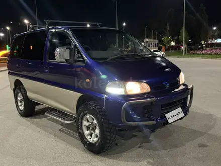 Mitsubishi Delica 1997 года за 2 850 000 тг. в Алматы