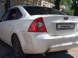 Ford Focus 2011 года за 1 750 000 тг. в Уральск – фото 2