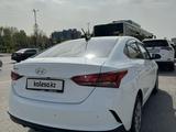 Hyundai Accent 2020 года за 8 000 000 тг. в Алматы – фото 2