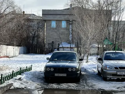 BMW 520 1990 года за 1 100 000 тг. в Астана