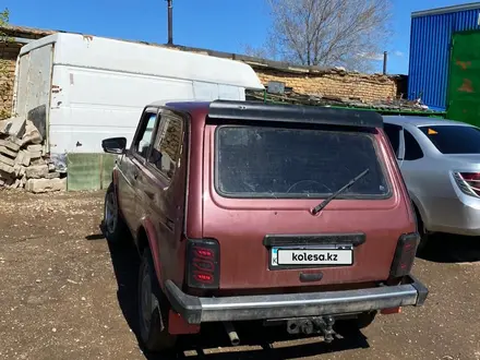 ВАЗ (Lada) Lada 2121 2001 года за 1 350 000 тг. в Кокшетау – фото 2