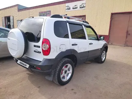 Chevrolet Niva 2018 года за 4 300 000 тг. в Уральск – фото 3