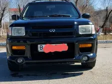 Infiniti QX4, 1998