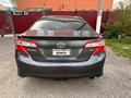 Toyota Camry 2014 года за 6 000 000 тг. в Актобе – фото 4