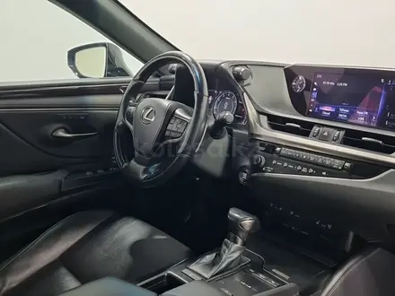 Lexus ES 350 2020 года за 17 690 000 тг. в Алматы – фото 15
