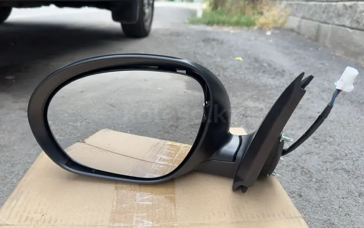 Зеркало Nissan Juke 2010-2014 левое правое за 37 000 тг. в Алматы