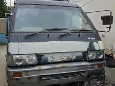 Mitsubishi Delica, 1993