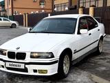BMW 318 1993 года за 1 250 000 тг. в Уральск