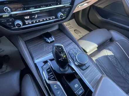BMW 530 2017 года за 15 600 000 тг. в Астана – фото 10