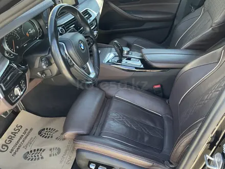 BMW 530 2017 года за 15 600 000 тг. в Астана – фото 11