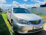 Toyota Camry 2002 годаfor4 500 000 тг. в Актобе