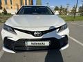 Toyota Camry 2023 года за 15 400 000 тг. в Семей