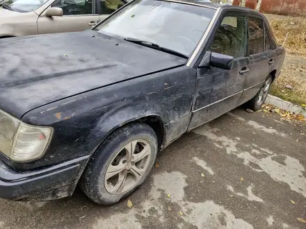 Mercedes-Benz E 200 1989 года за 1 000 000 тг. в Жезказган – фото 11