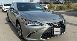 Lexus ES 200 2022 годаүшін19 000 000 тг. в Алматы