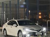Toyota Camry 2019 года за 12 000 000 тг. в Актобе – фото 3