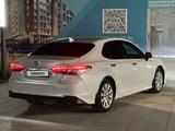 Toyota Camry 2019 года за 12 000 000 тг. в Актобе – фото 5