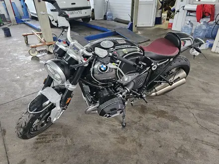 BMW  R NINE T 100 YEARS 2023 года за 24 000 000 тг. в Алматы