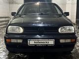 Volkswagen Golf 1995 годаүшін1 100 000 тг. в Экибастуз