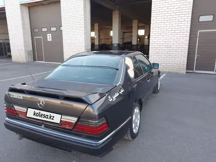 Mercedes-Benz E 230 1989 года за 1 300 000 тг. в Павлодар – фото 7