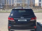 Hyundai Santa Fe 2019 года за 13 900 000 тг. в Уральск – фото 4