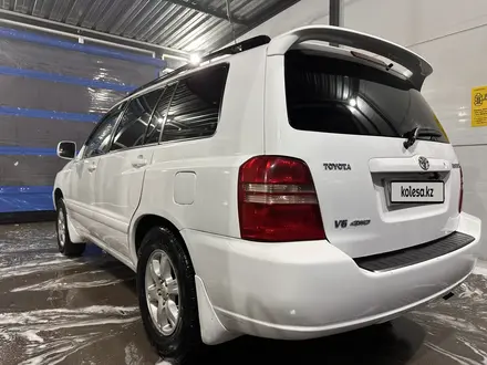 Toyota Highlander 2001 года за 6 100 000 тг. в Алматы – фото 10