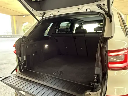 BMW X5 2019 года за 29 500 000 тг. в Алматы – фото 29