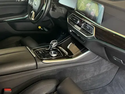 BMW X5 2019 года за 29 500 000 тг. в Алматы – фото 51