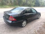 Mercedes-Benz C 200 2001 года за 1 900 000 тг. в Алматы – фото 3