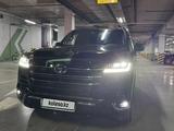 Toyota Land Cruiser 2025 года за 68 000 000 тг. в Астана – фото 2