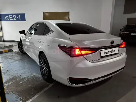Lexus ES 250 2023 года за 24 000 000 тг. в Астана – фото 5