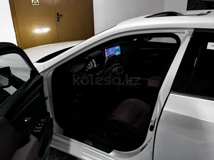 Lexus ES 250 2023 года за 24 000 000 тг. в Астана – фото 7