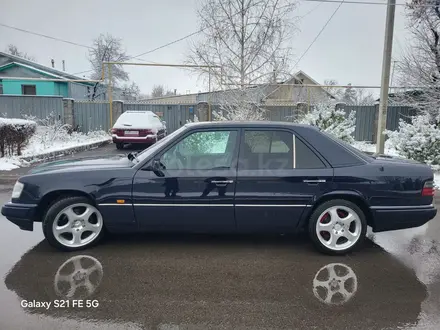 Mercedes-Benz E 280 1994 года за 3 800 000 тг. в Алматы – фото 8