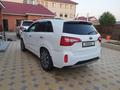 Kia Sorento 2015 года за 7 000 000 тг. в Атырау – фото 4