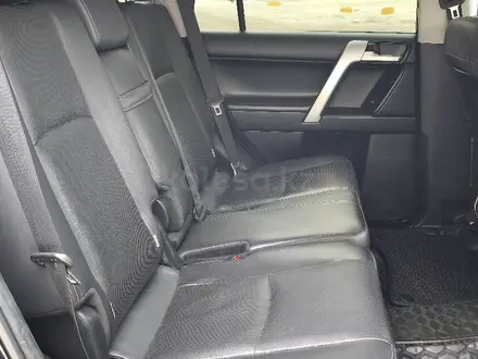 Toyota Land Cruiser Prado 2018 года за 29 000 000 тг. в Астана – фото 19