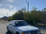 Mercedes-Benz E 200 1989 года за 1 000 000 тг. в Туркестан – фото 2