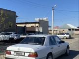 Mercedes-Benz E 200 1989 года за 1 000 000 тг. в Туркестан – фото 4