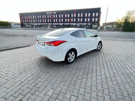 Hyundai Elantra 2013 года за 6 000 000 тг. в Уральск – фото 3